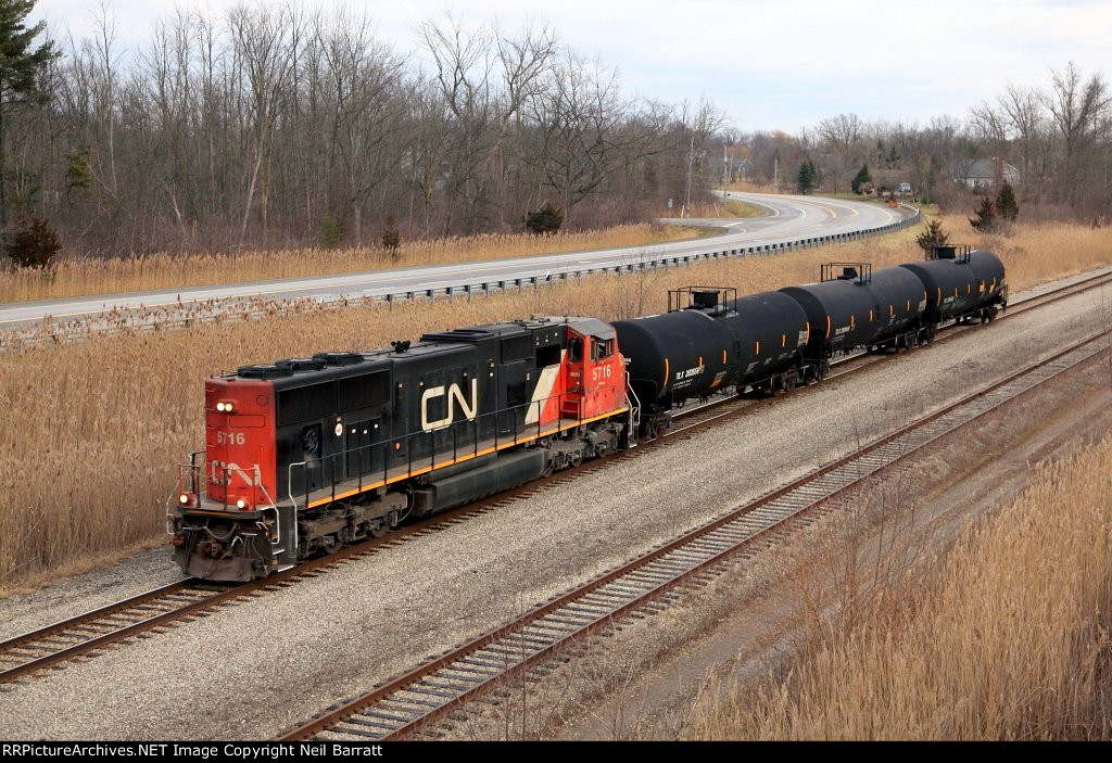 CN 5716